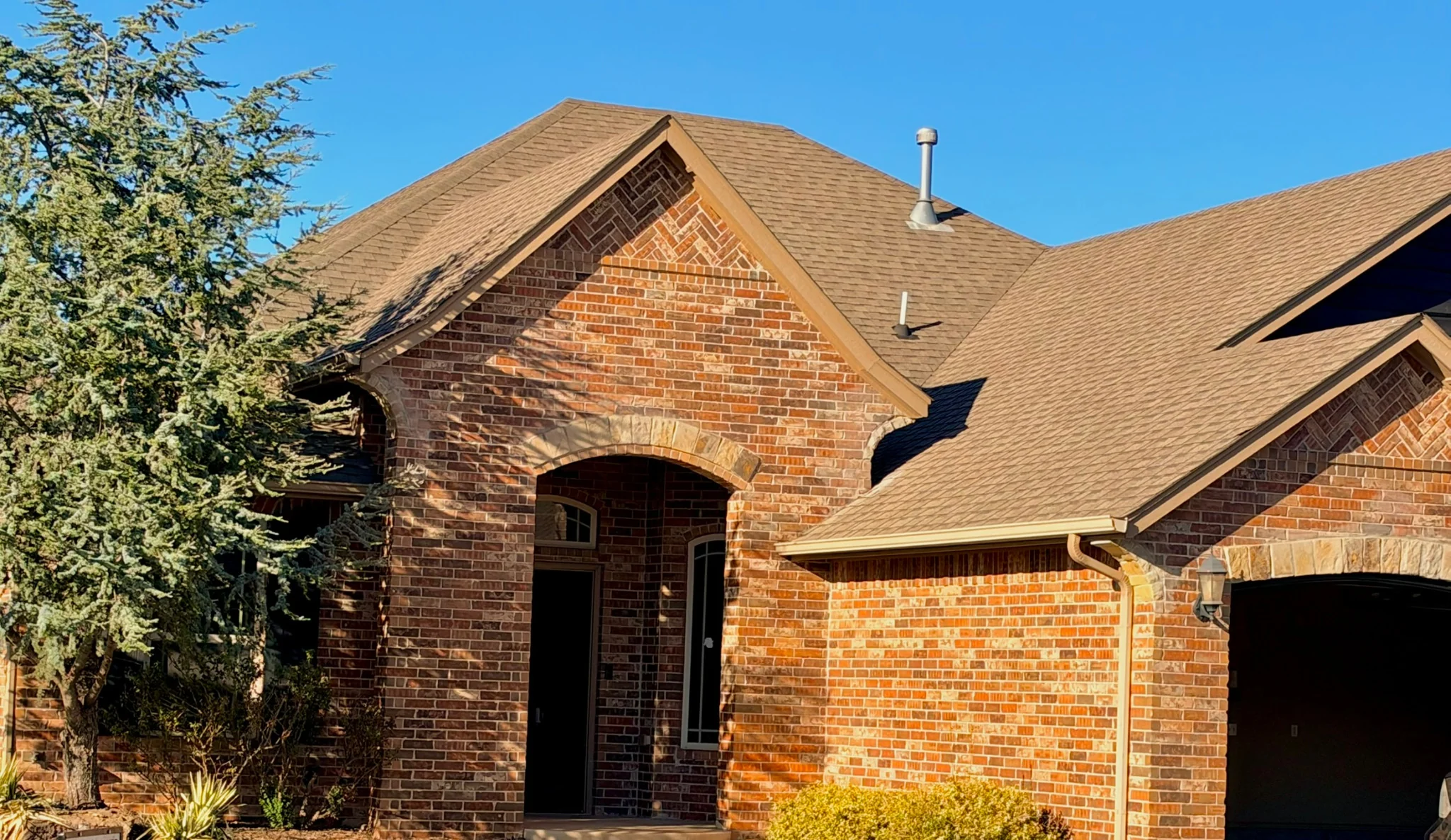 Before roof replacement view of the home
